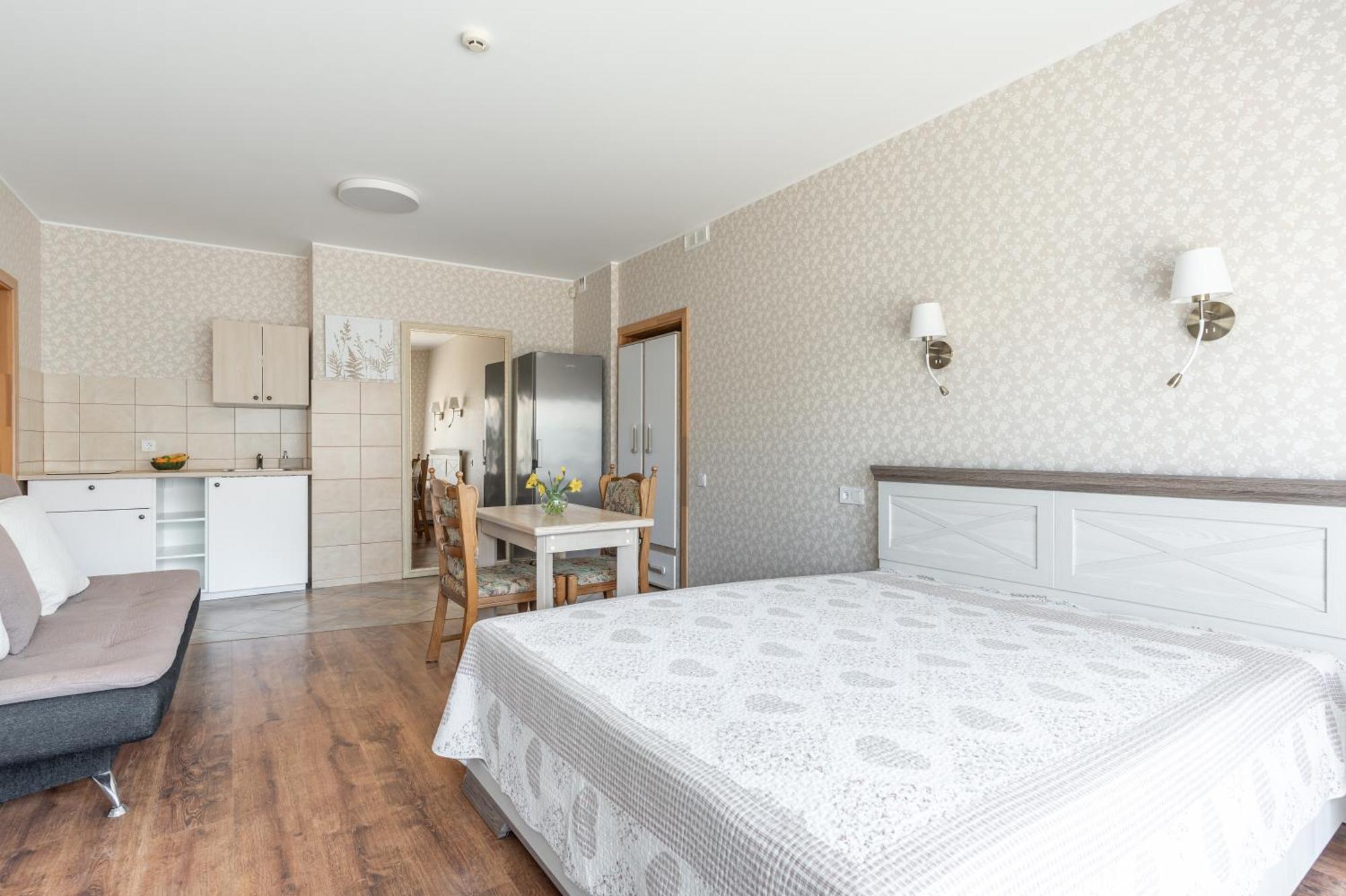 7 Sakalai Hotell Palanga Eksteriør bilde